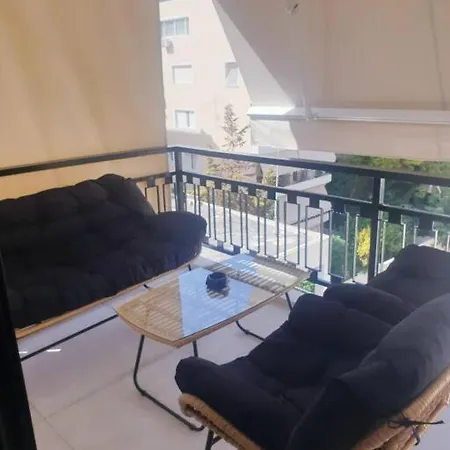 Apartment Ecostay Celebrity 2 Bdr Luxurious By The Sea# Athens